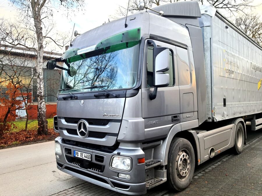 Mercedes Benz Actros 1841 Front