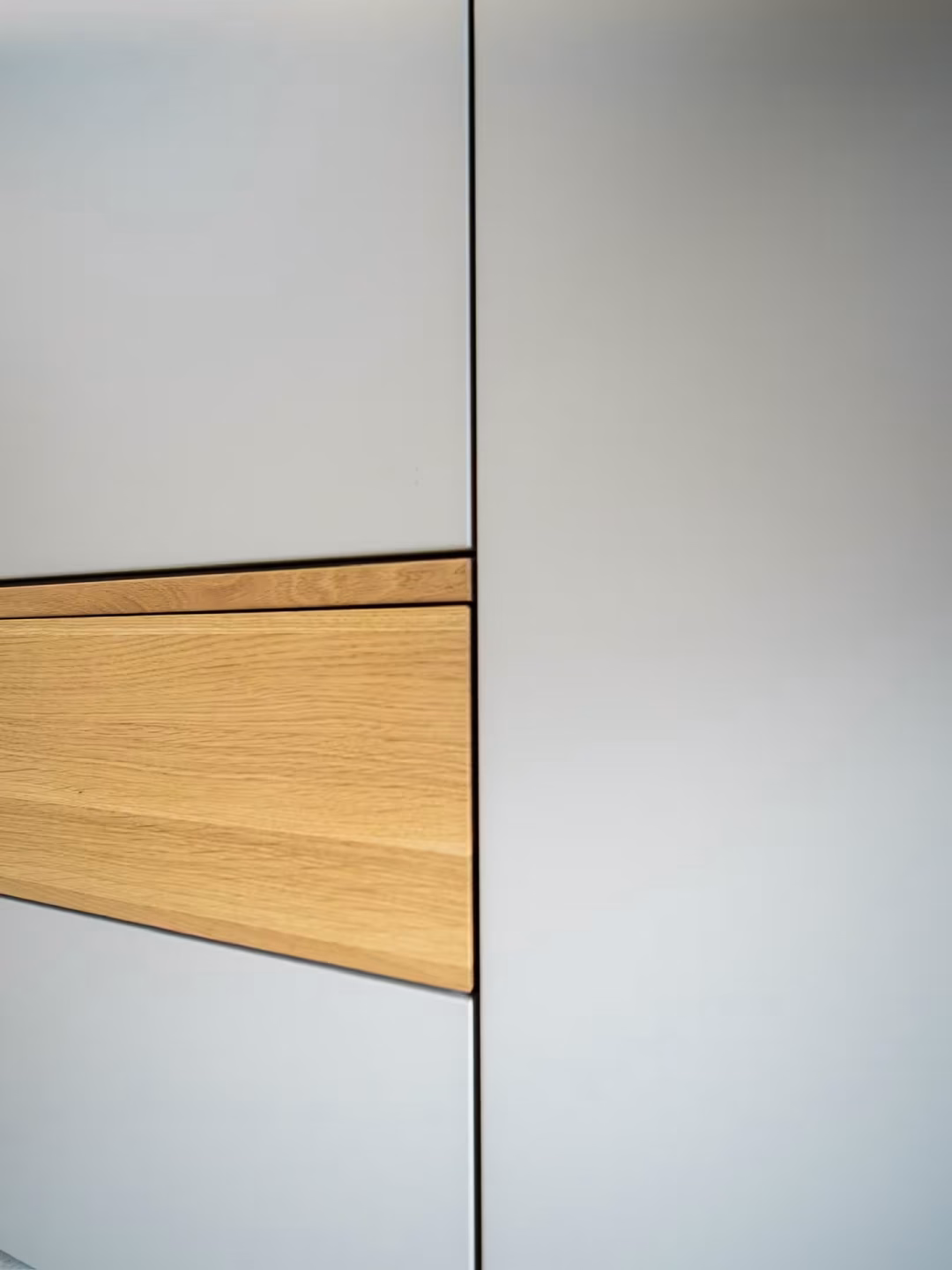 garderobe detail sitzbank eingelassen schrank