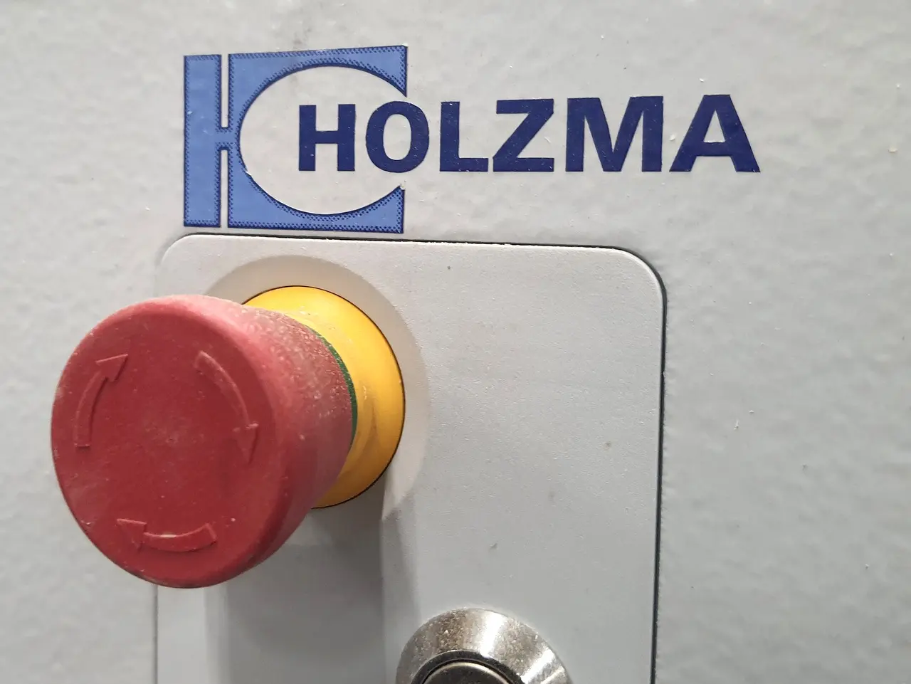 Notausschalter Holzma Maschine